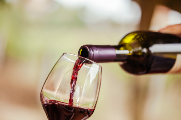 The top ten benefits and properties of red wine