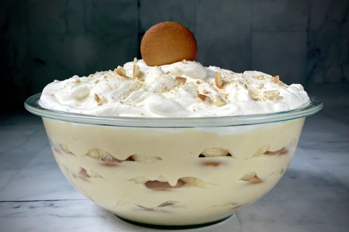 How Long Does Banana Pudding Last in the Fridge (And How to Make It Last Longer)